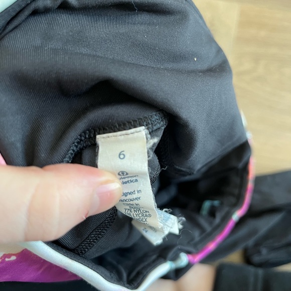 Lululemon Running Crops - Picture 2 of 2